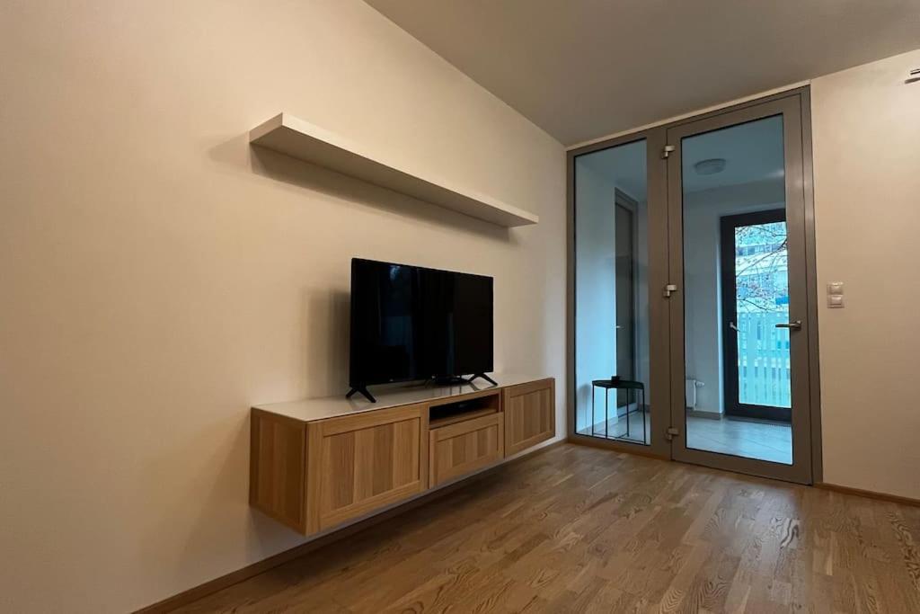 Residence Garden Tower - Zimni Zahrada Prága Kültér fotó