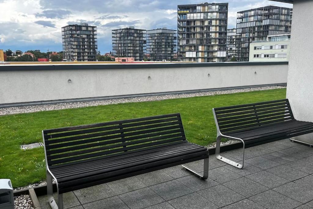 Residence Garden Tower - Zimni Zahrada Prága Kültér fotó
